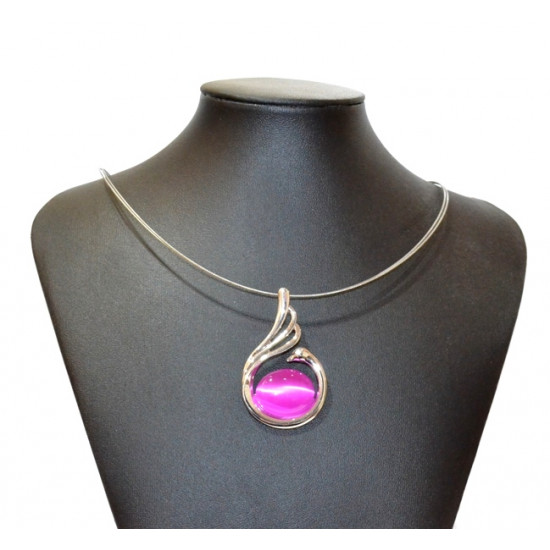necklace cats eye fuchsia