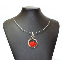 necklace cats eye red