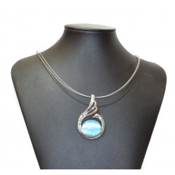 necklace cats eye blue