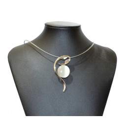 collier oeil de chat blanc