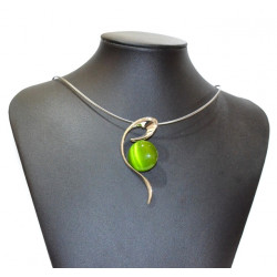 necklace cats eye green