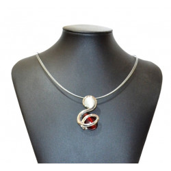 necklace cats eye red