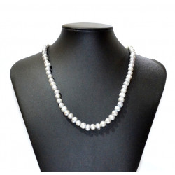 gray pearl necklace