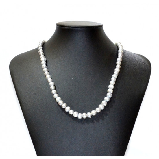 gray pearl necklace